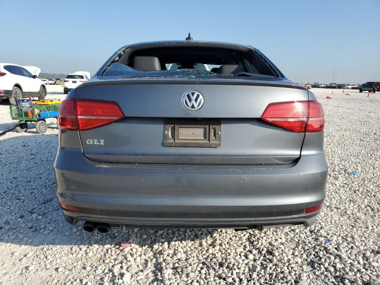 3VW4T7AJ8HM305812 2017 Volkswagen Jetta Gli