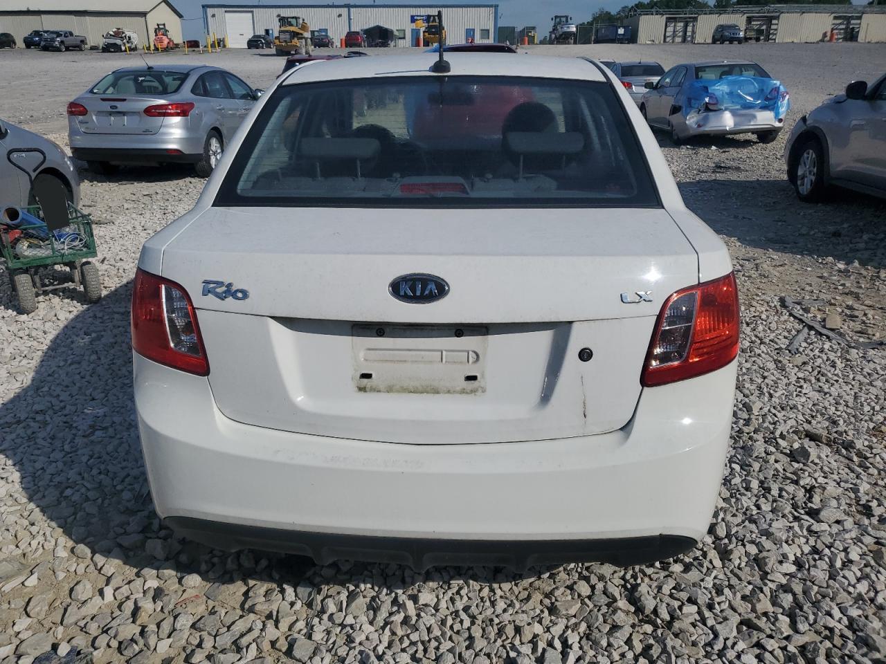 KNADH4A35B6731420 2011 Kia Rio Base