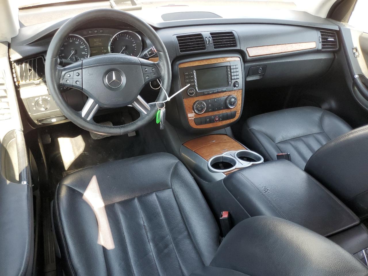 4JGCB22E07A049825 2007 Mercedes-Benz R 320 Cdi