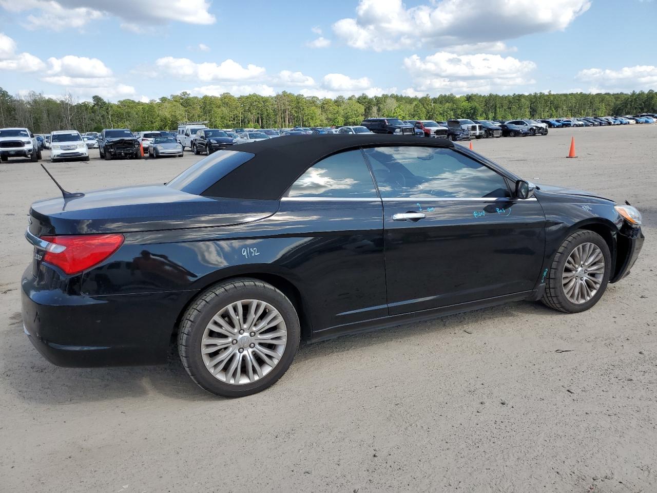 1C3BC7EG9BN546076 2011 Chrysler 200 Limited