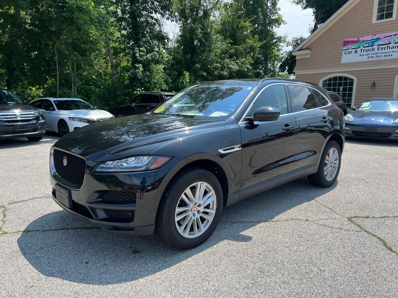 2017 Jaguar F-Pace Prestige vin: SADCK2BV5HA883440