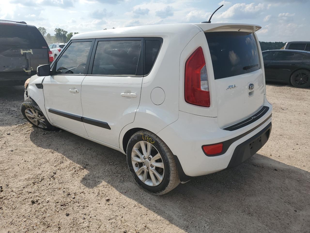 KNDJT2A61C7462556 2012 Kia Soul +