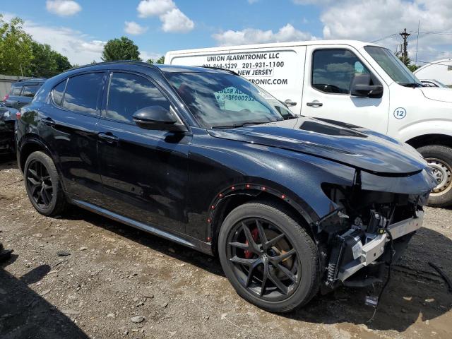 ZASPAKBN6L7C87413 Alfa Romeo Stelvio TI 4