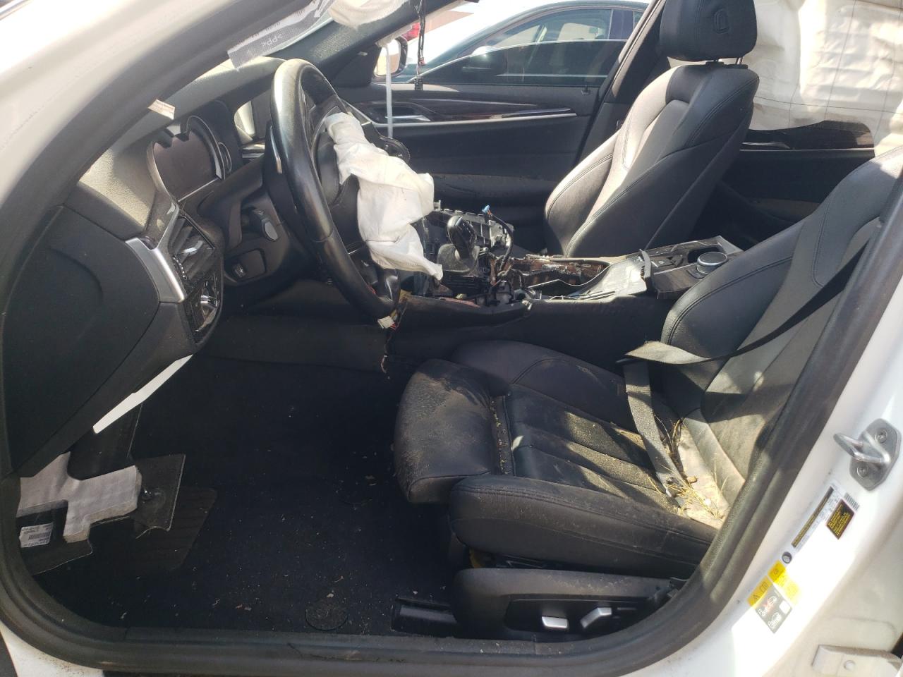 WBAJA9C54JB033356 2018 BMW 530E