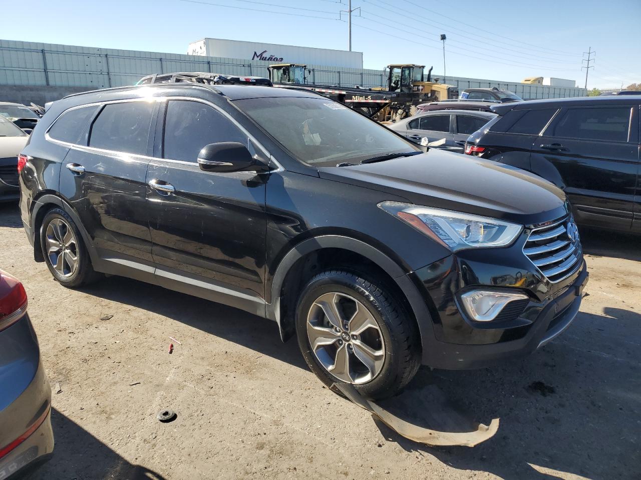 2014 Hyundai Santa Fe Gls vin: KM8SN4HF7EU063571