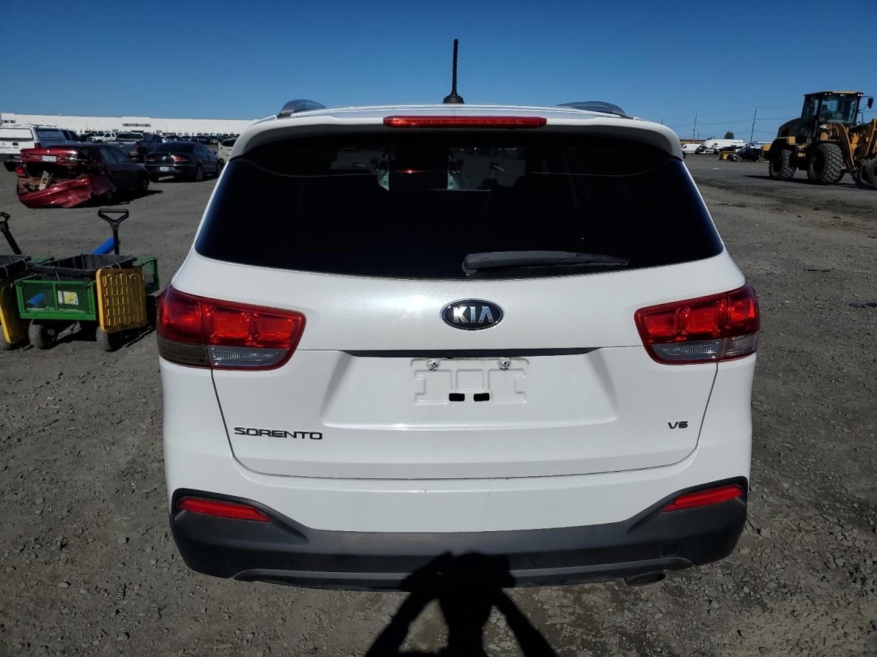 5XYPGDA59HG189359 2017 Kia Sorento Lx