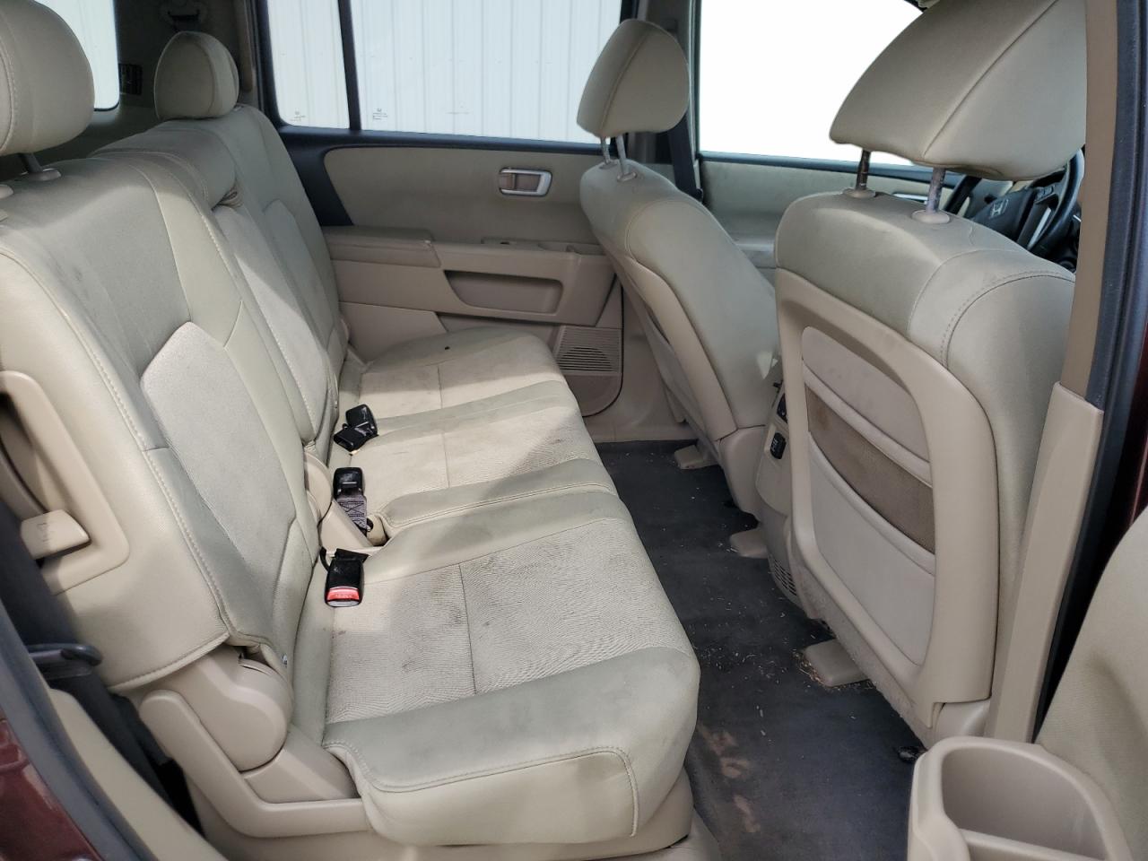 5FNYF3H21BB049186 2011 Honda Pilot Lx