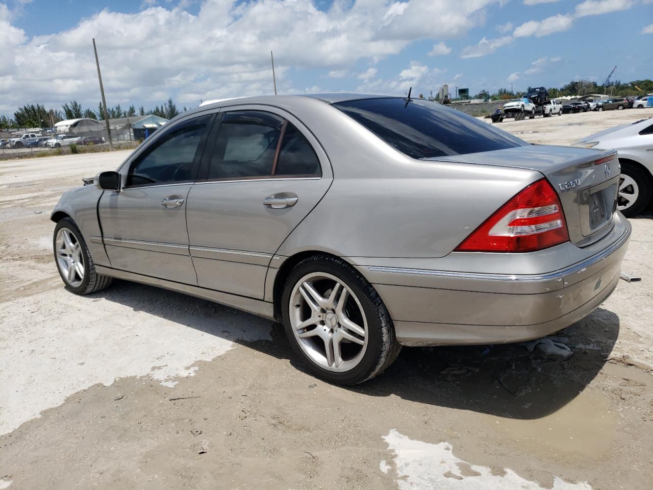 WDBRF81J35F693497 2005 Mercedes-Benz C 240 4Matic