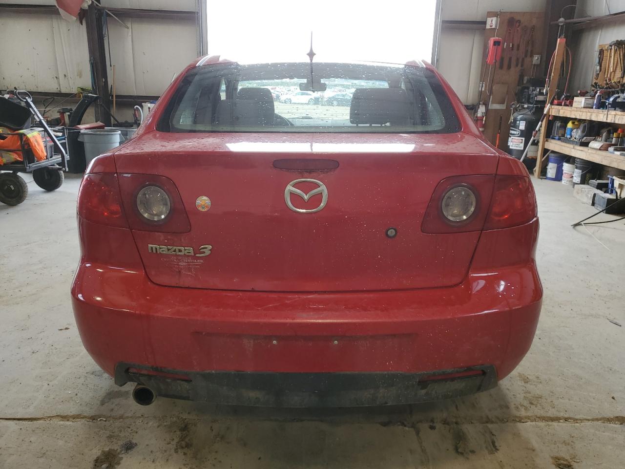 JM1BK12F851295067 2005 Mazda 3 I