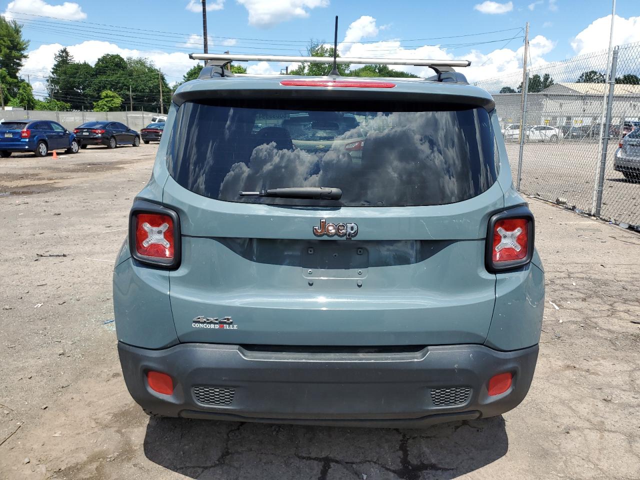 ZACCJBAT4GPE00632 2016 Jeep Renegade Sport