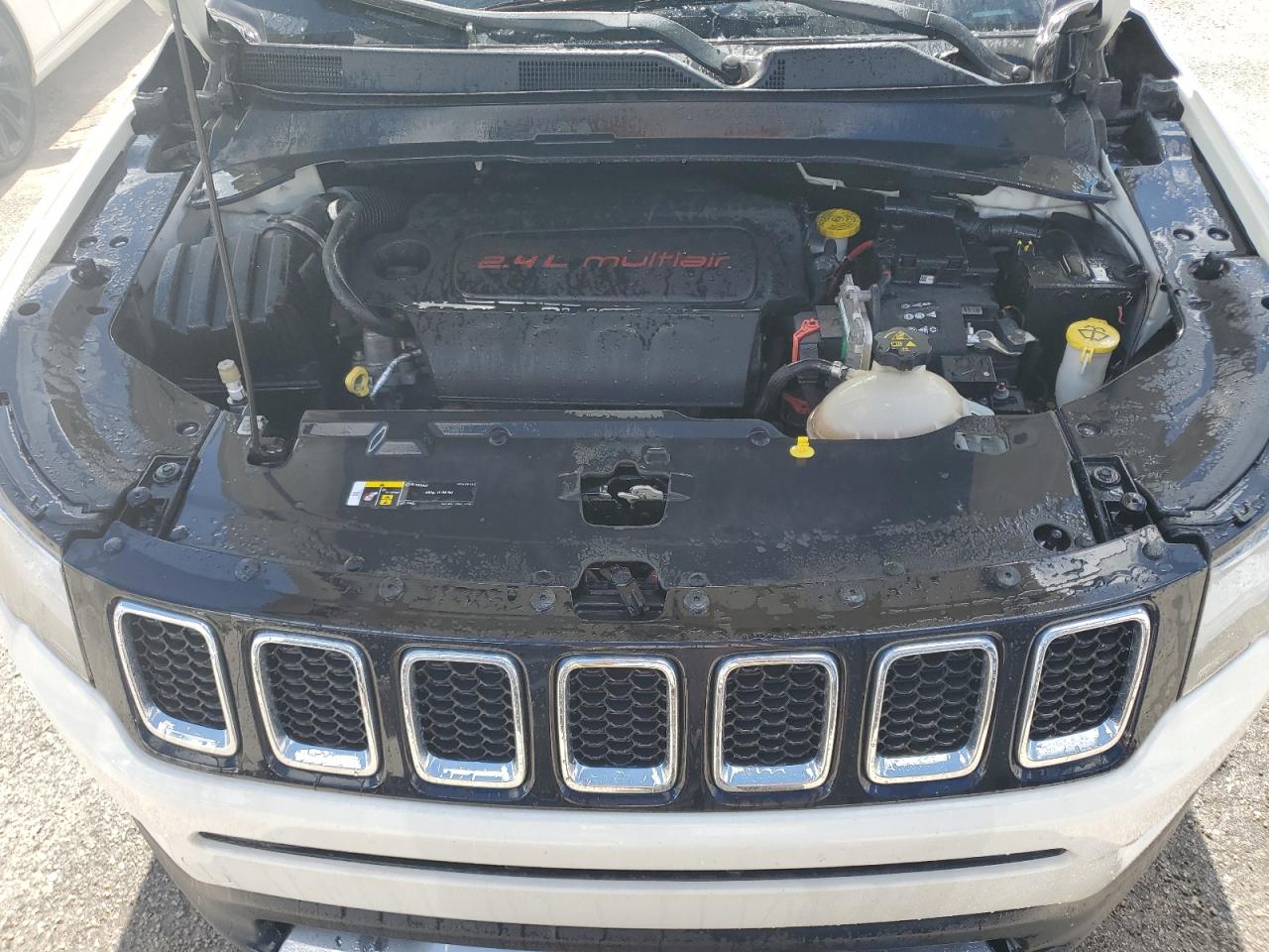 3C4NJDCB7HT689797 2017 Jeep Compass Limited