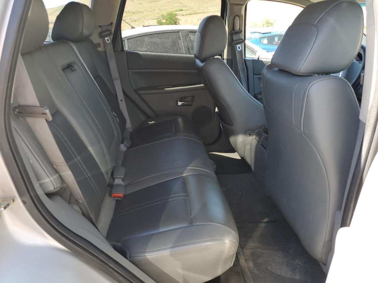 1J4HR58N65C628845 2005 Jeep Grand Cherokee Limited