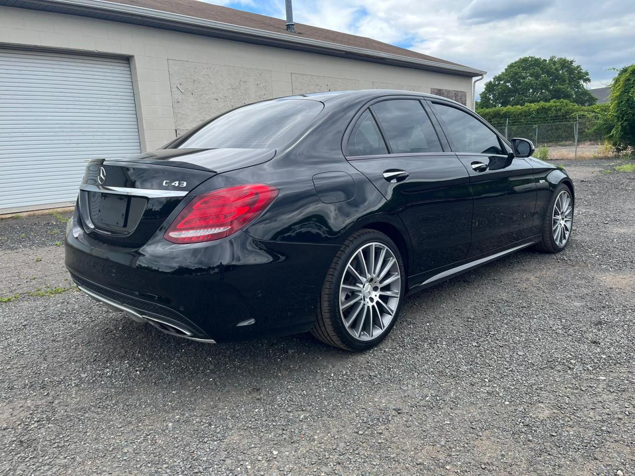 2017 Mercedes-Benz C 43 4Matic Amg vin: 55SWF6EBXHU187619