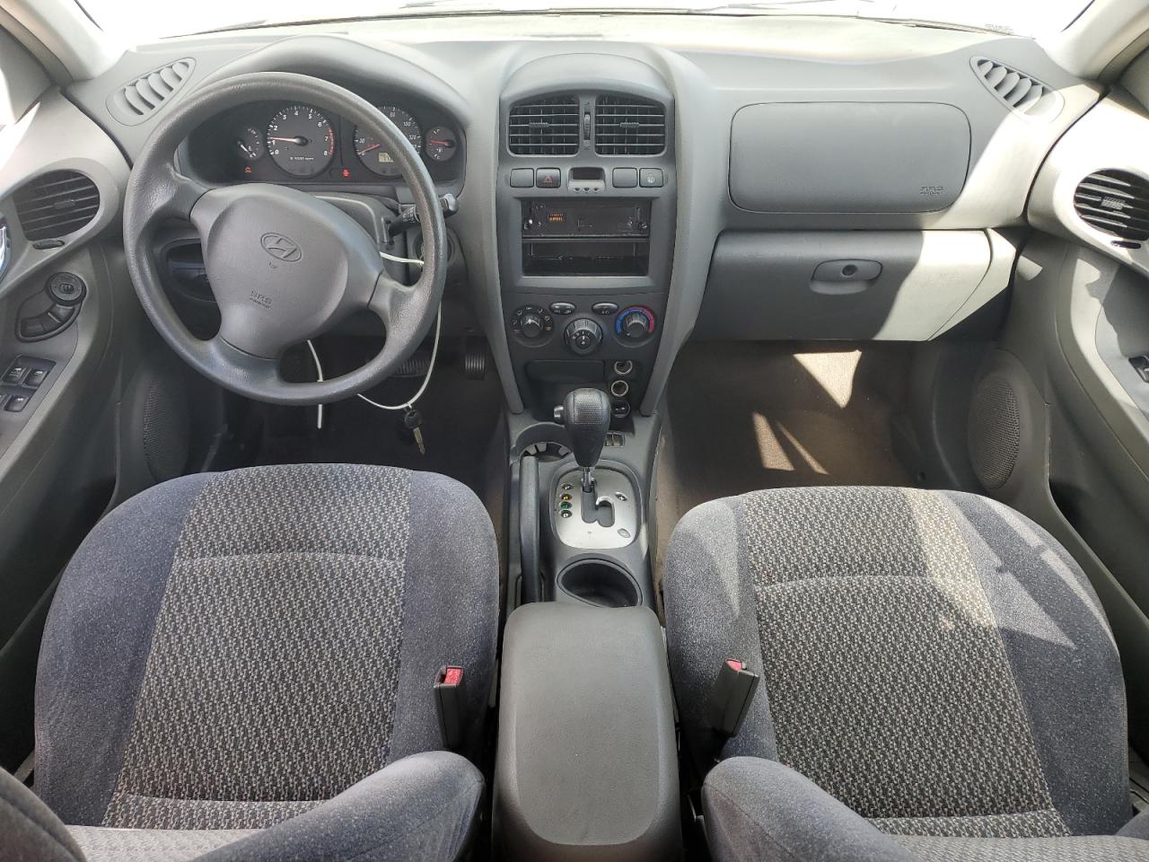 KM8SB12B94U839761 2004 Hyundai Santa Fe Gl