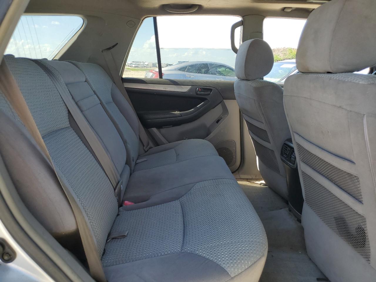 JTEZU14R240037305 2004 Toyota 4Runner Sr5