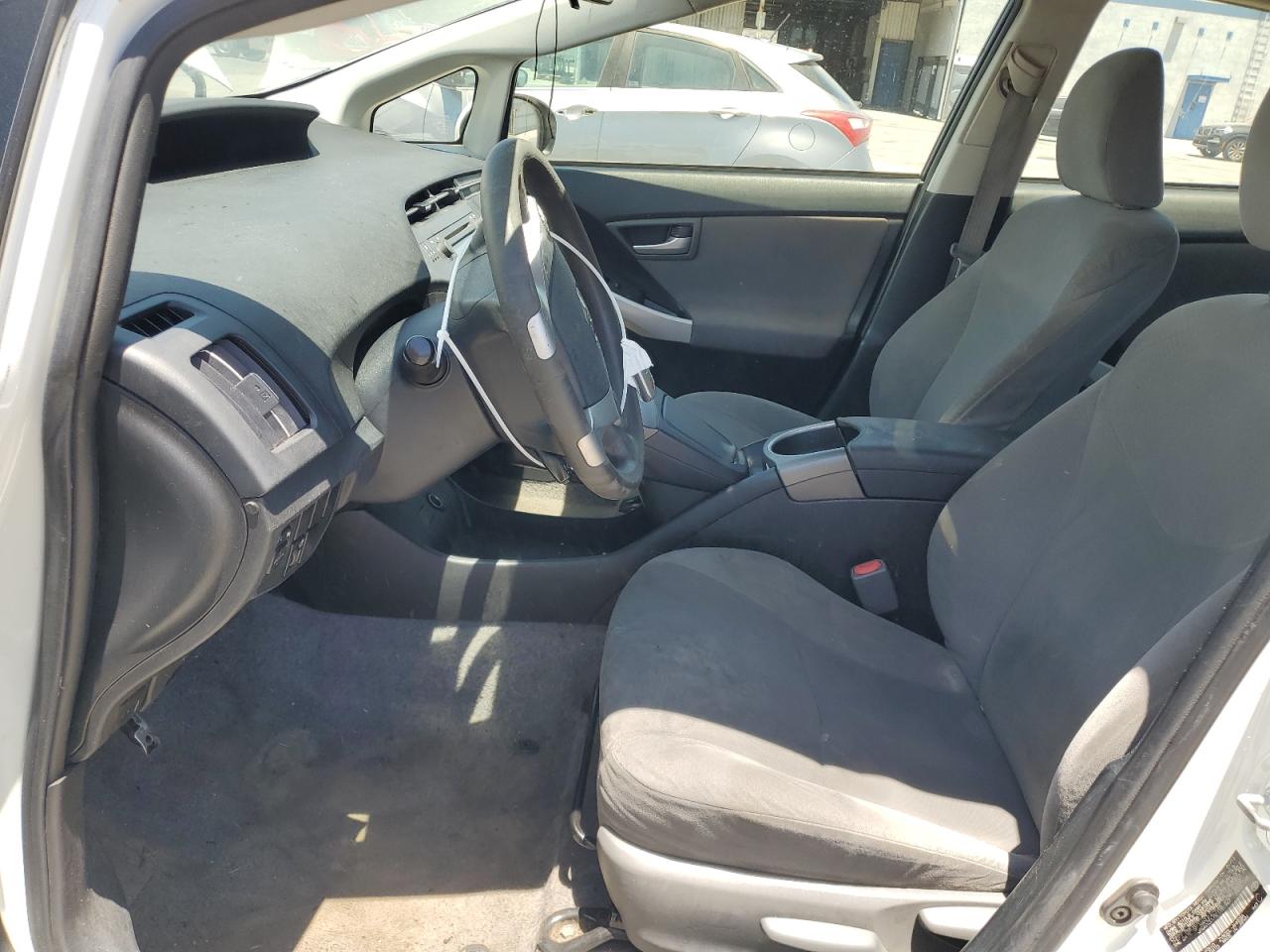 2014 Toyota Prius vin: JTDKN3DU5E1781947