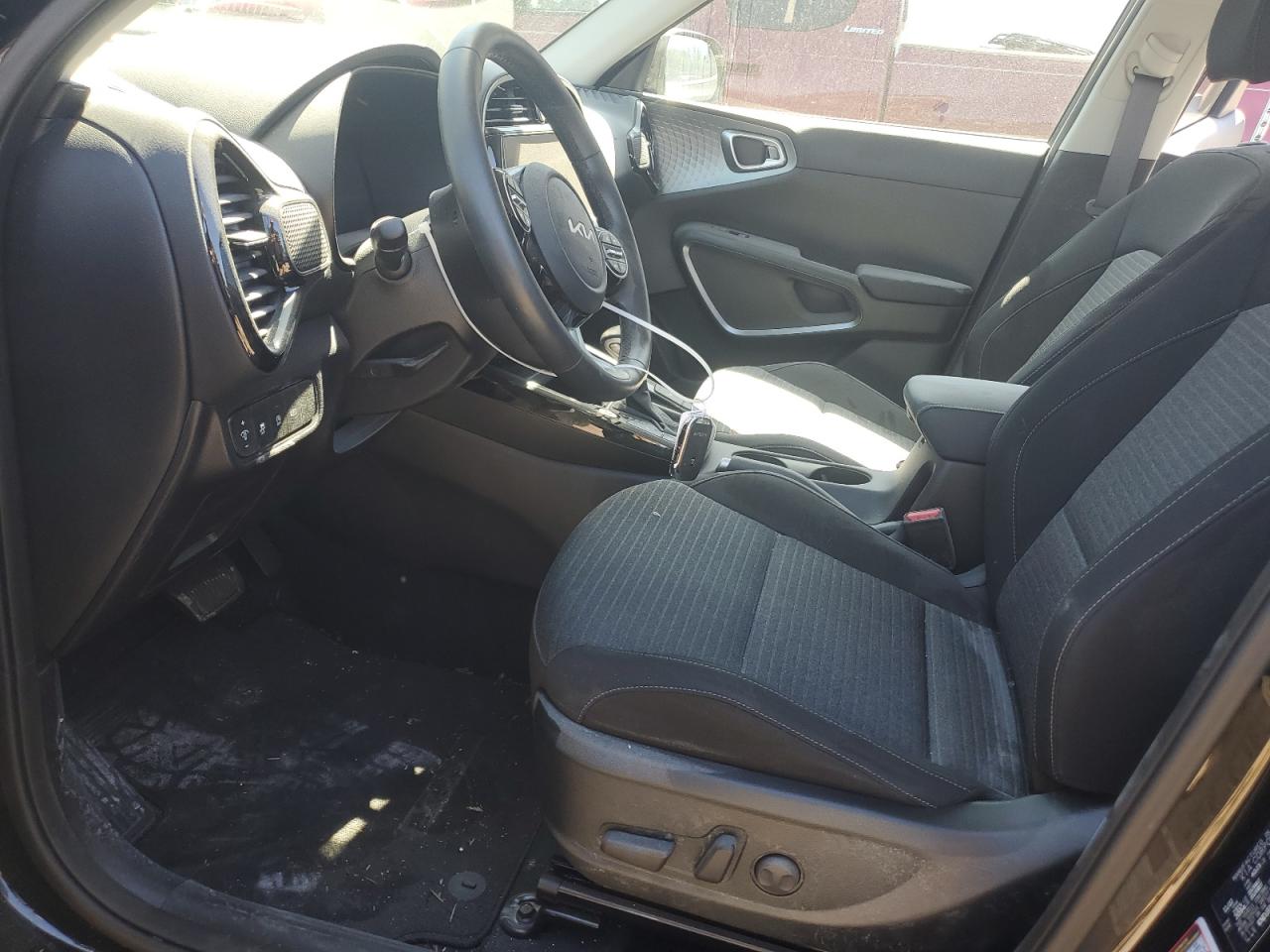 KNDJ33AU4P7865652 2023 Kia Soul Ex