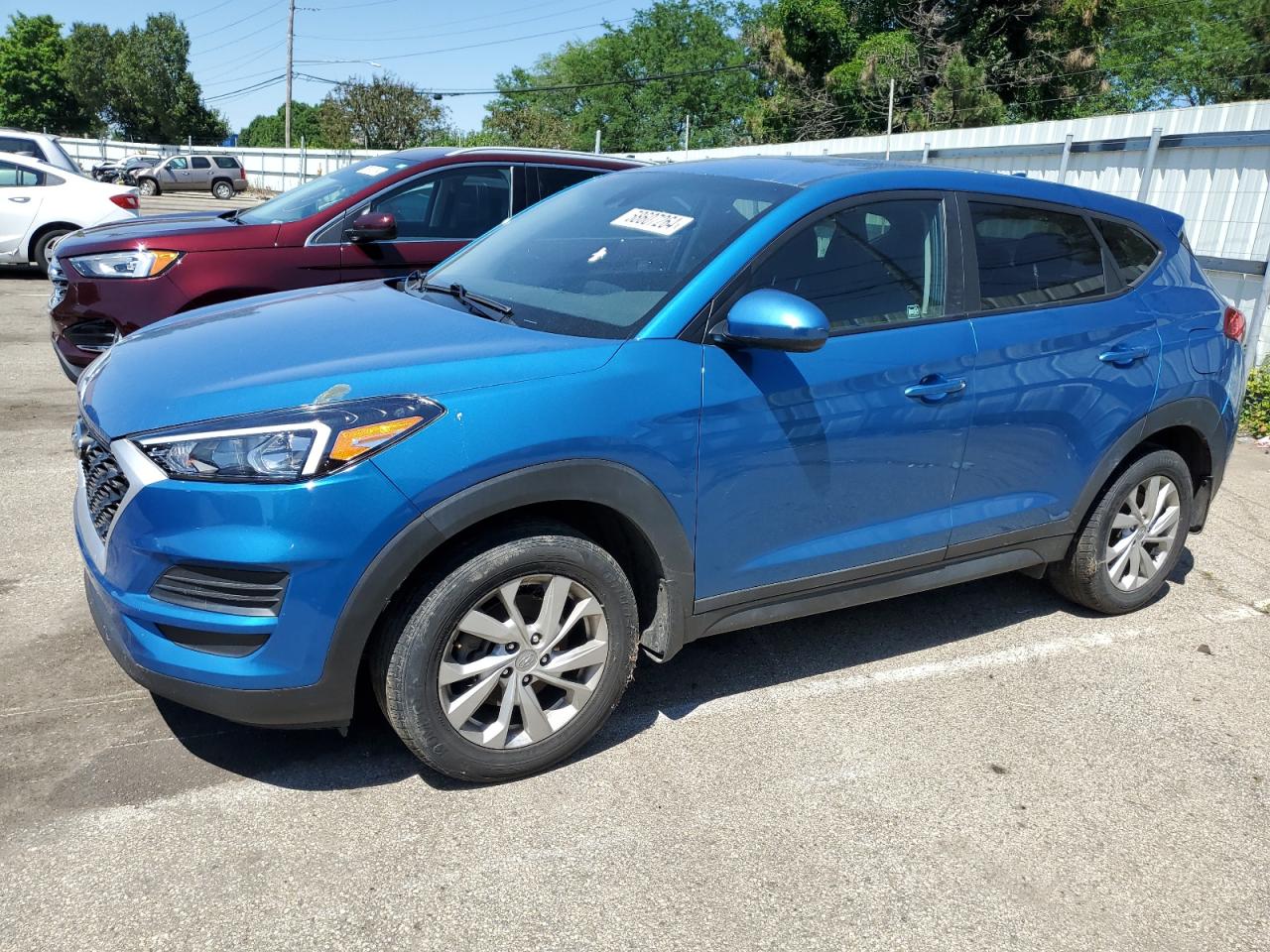  Salvage Hyundai TUCSON