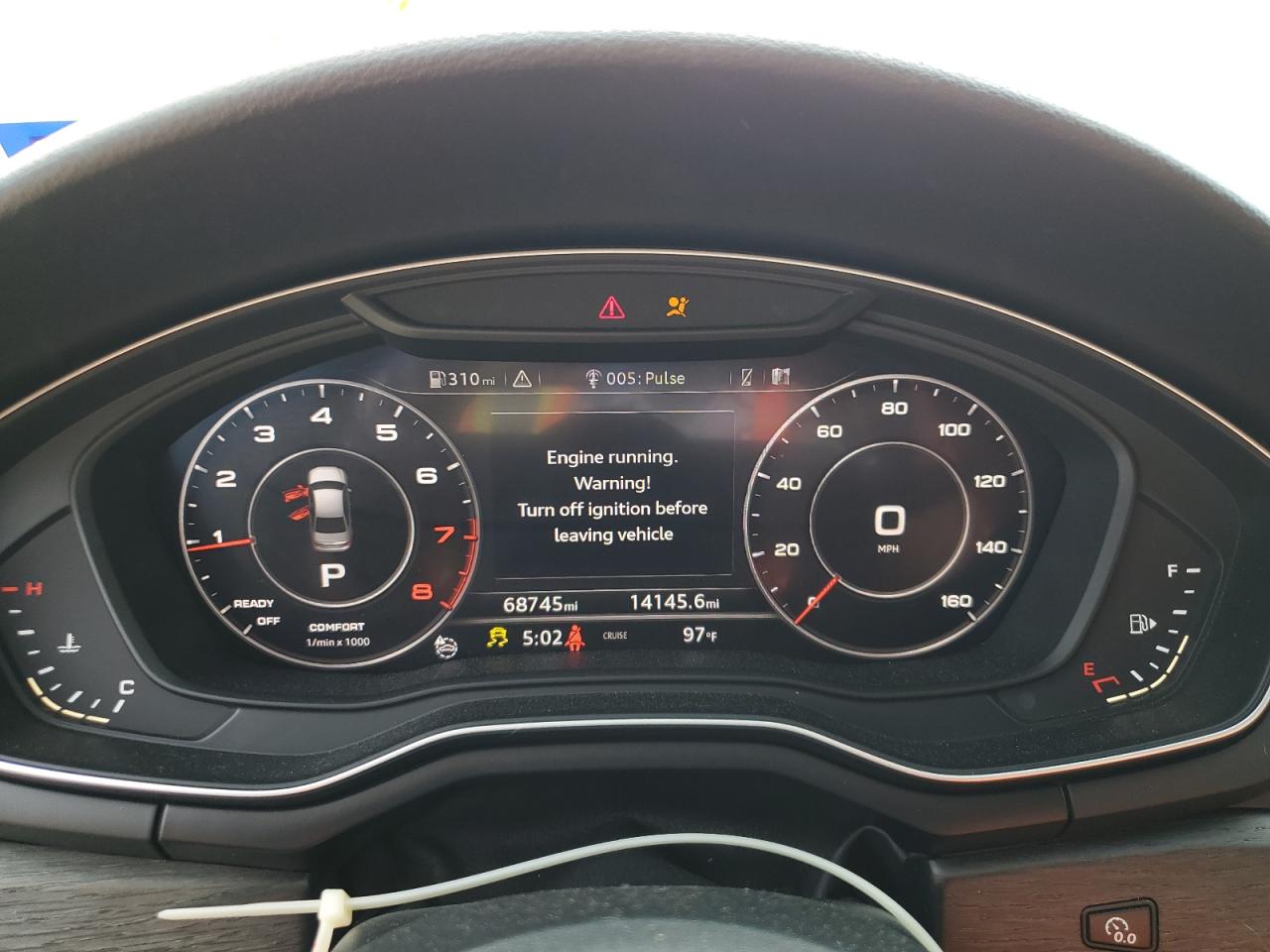 WAULNAF46HN063128 2017 Audi A4 Premium Plus