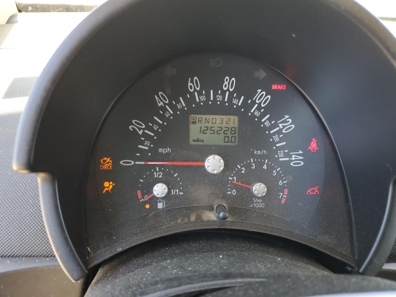 3VWBK21C72M417068 2002 Volkswagen New Beetle Gl