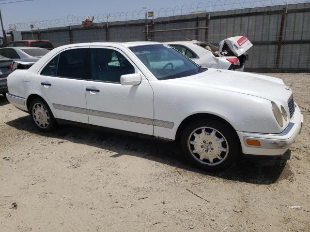 1996 Mercedes-Benz E 320 VIN: WDBJF55F4TJ021069 Lot: 54361504