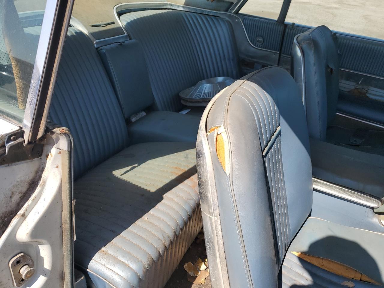 4Y83Z154781 1964 Ford Thunderbir