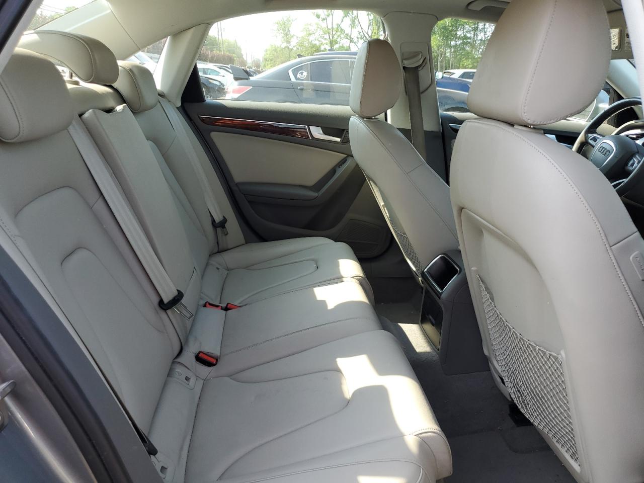 WAUBFAFL7AN015935 2010 Audi A4 Premium