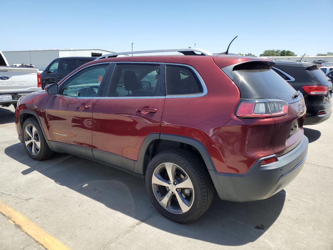 2019 Jeep Cherokee Limited vin: 1C4PJLDB3KD388183