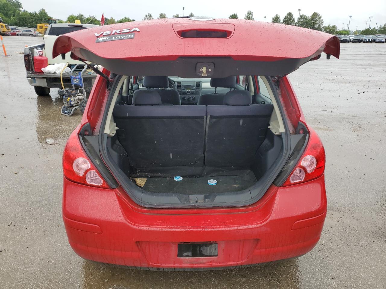 3N1BC13E98L392703 2008 Nissan Versa S