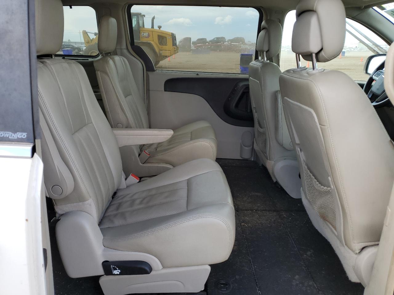 2C4RC1CG6CR250379 2012 Chrysler Town & Country Touring L