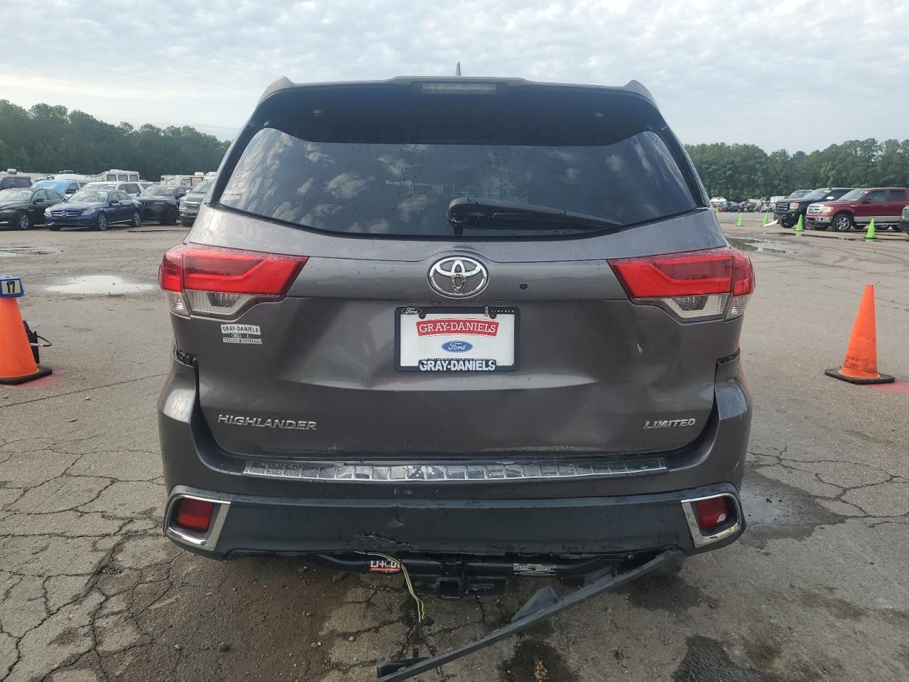 5TDYZRFH2HS216600 2017 Toyota Highlander Limited