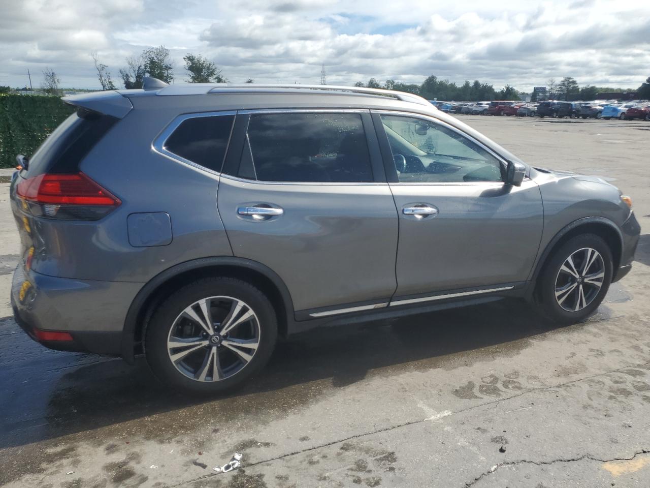 JN8AT2MT8HW139043 2017 Nissan Rogue S