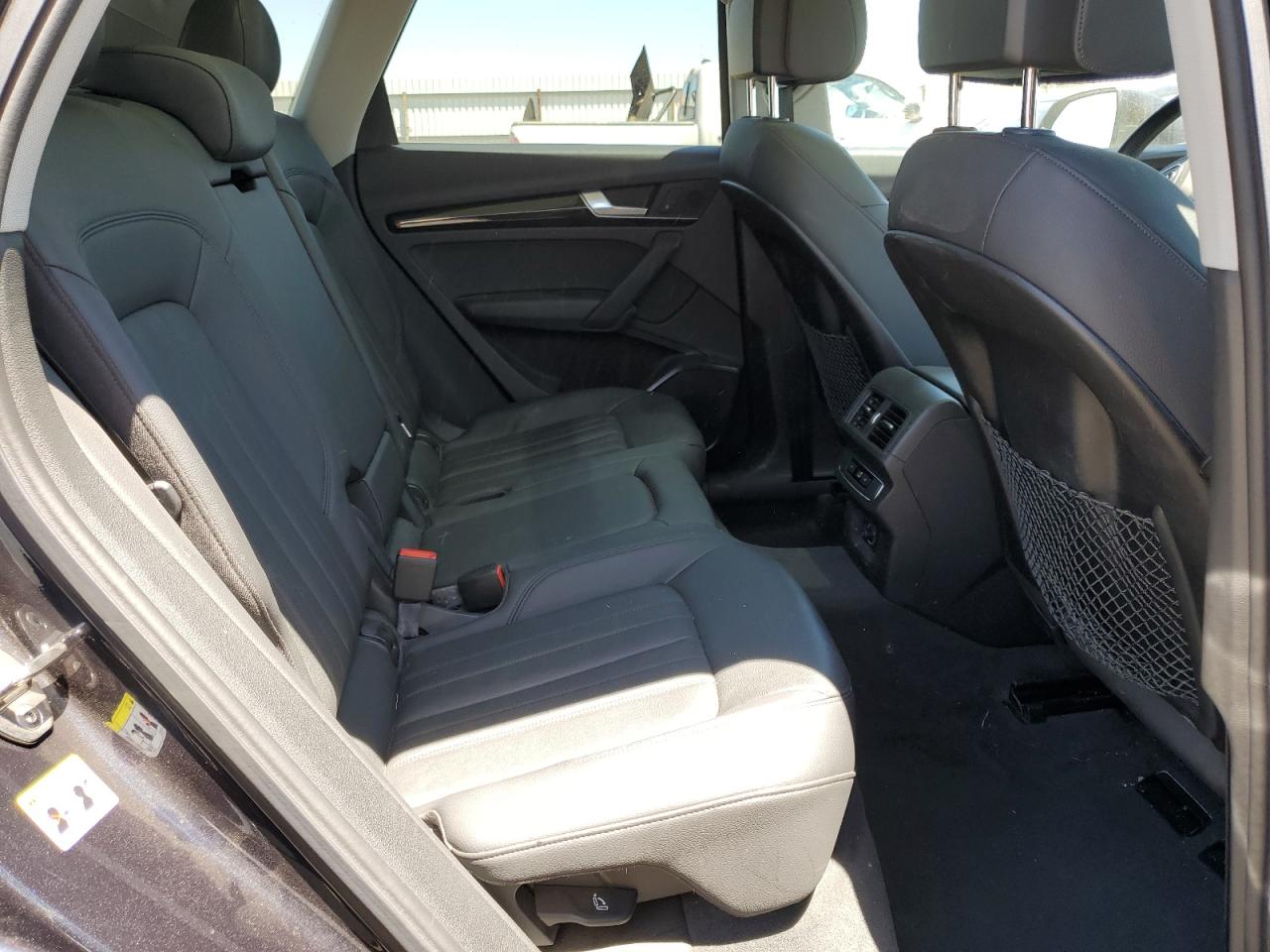 WA1ANAFY0L2022544 2020 Audi Q5 Premium