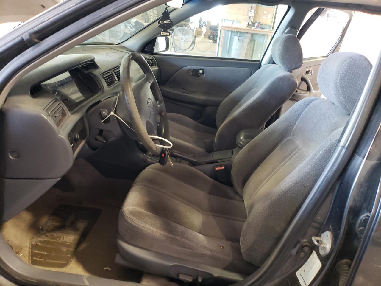 4T1BG22K7YU970555 2000 Toyota Camry Ce