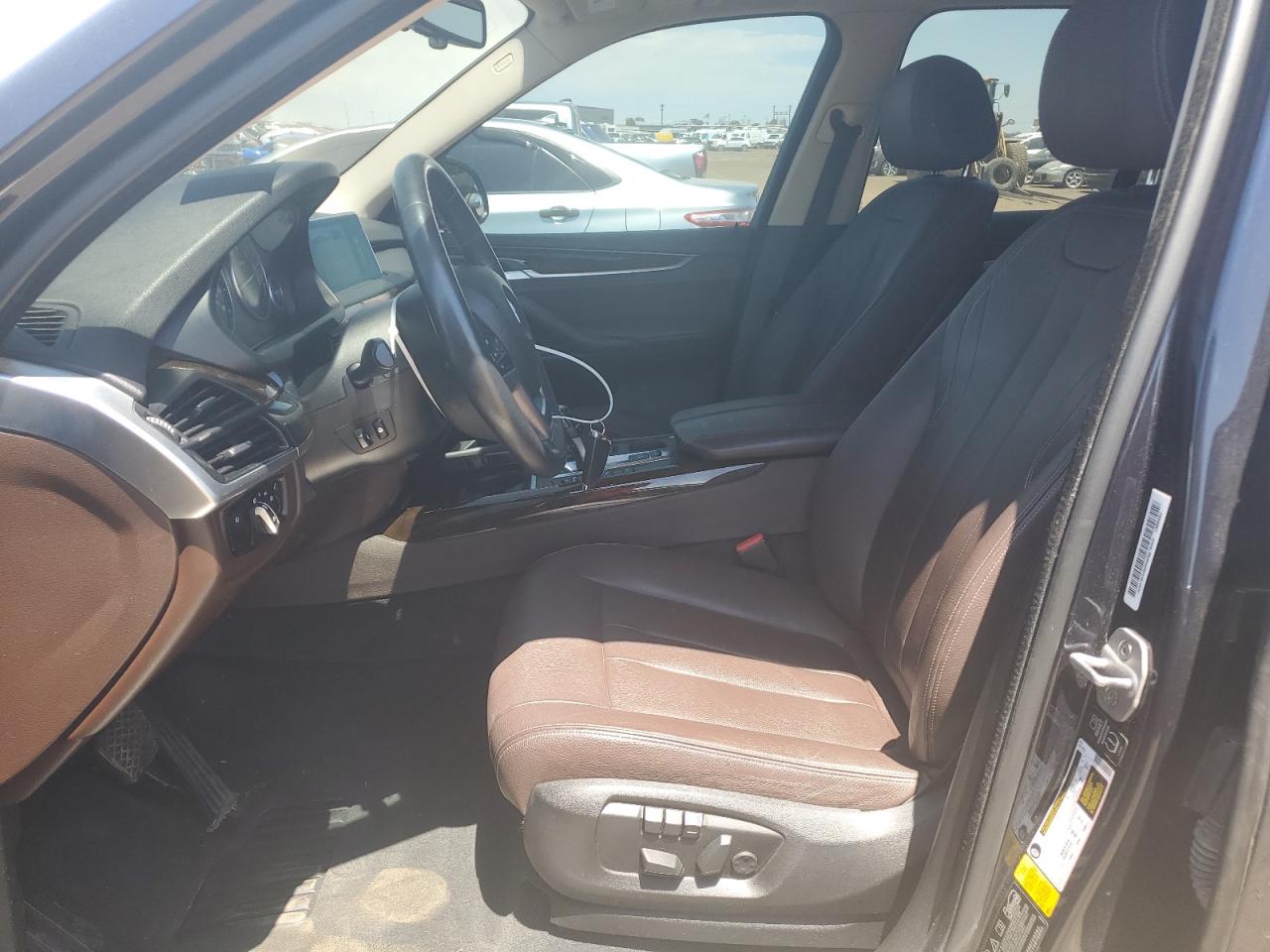 5UXKR0C58F0K67318 2015 BMW X5 xDrive35I