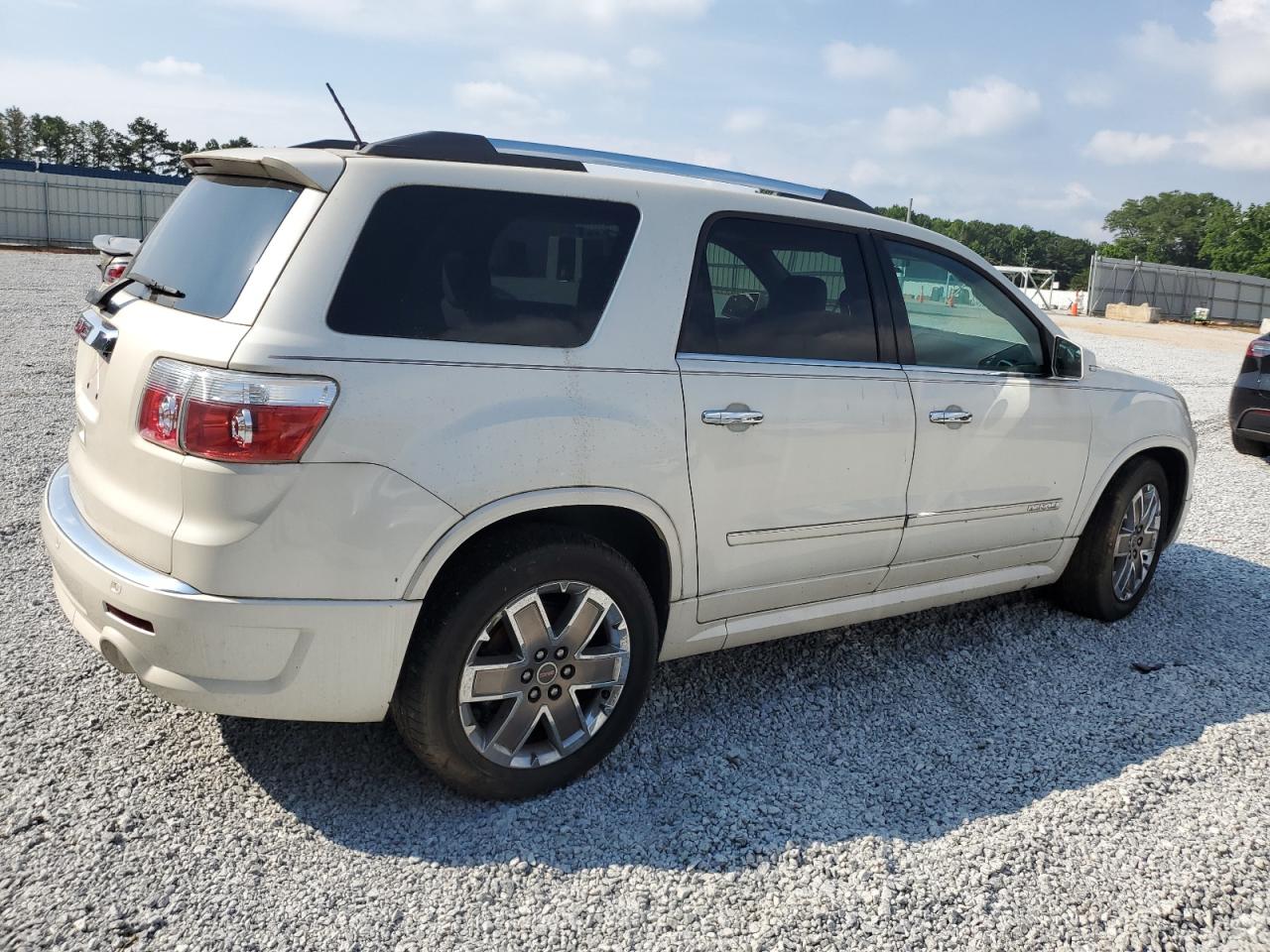 2012 GMC Acadia Denali vin: 1GKKRTED1CJ313041