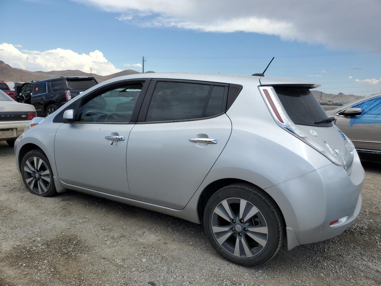 2015 Nissan Leaf S vin: 1N4AZ0CP4FC335035