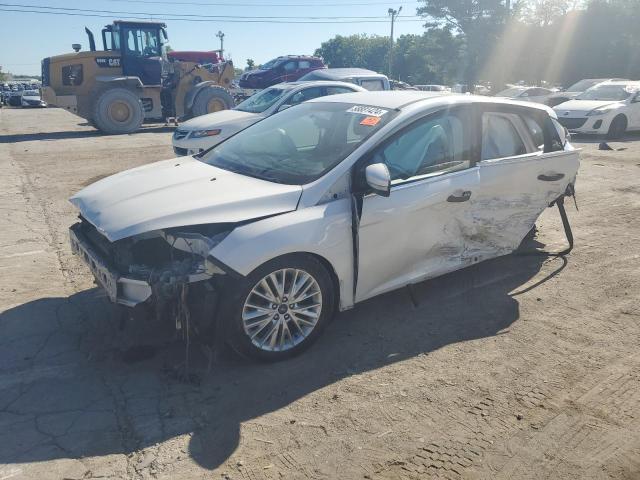 VIN 1FADP3N25FL237427 2015 Ford Focus, Titanium no.1