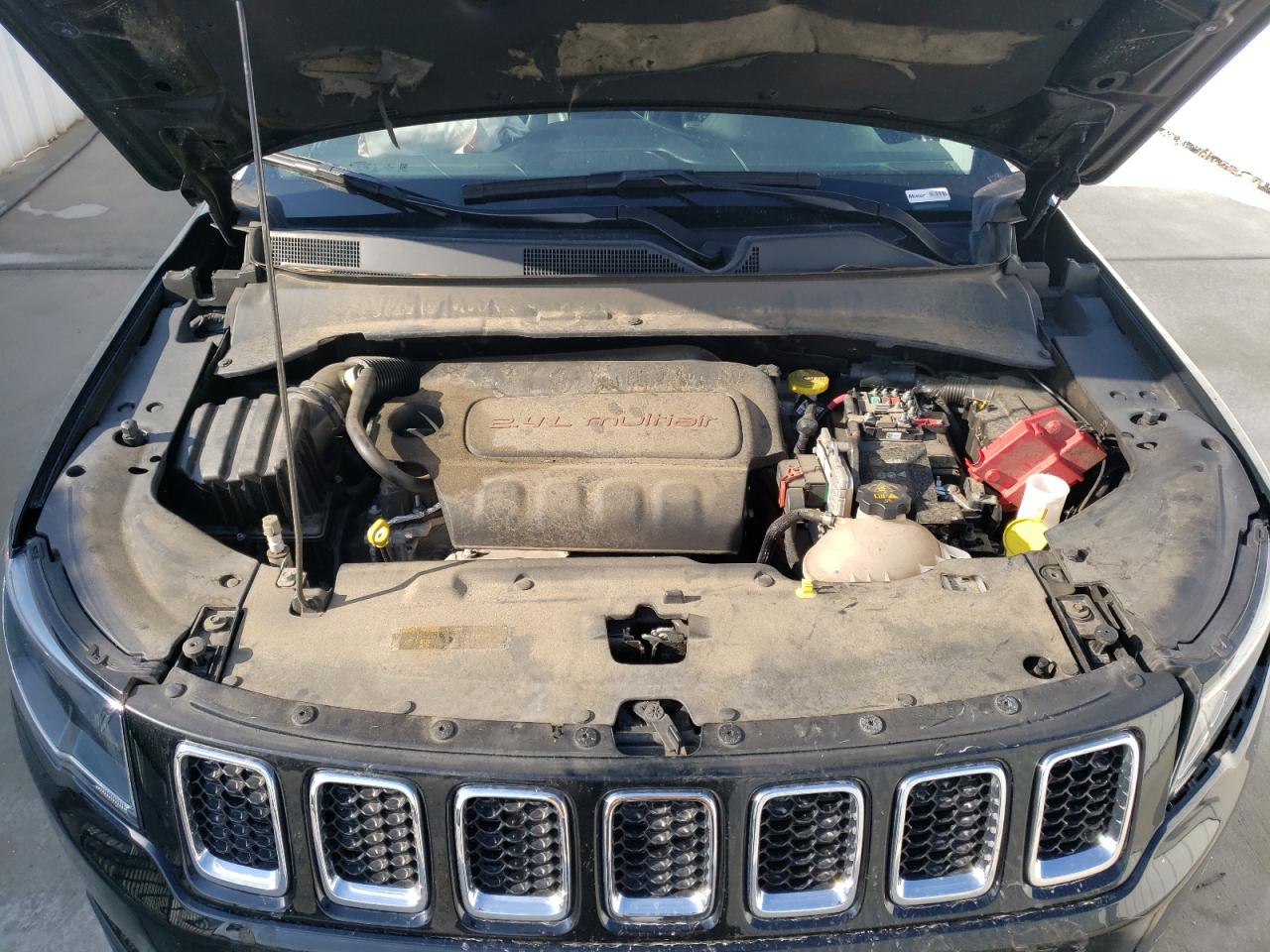 3C4NJDCB8KT791889 2019 Jeep Compass Limited