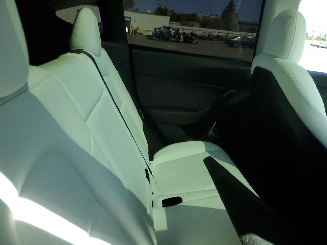 7SAYGDEF0NF560115 2022 Tesla Model Y