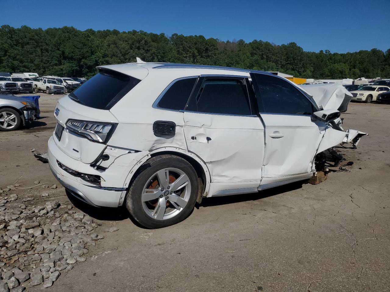 2019 Audi Q5 Premium Plus vin: WA1BNAFY5K2125185