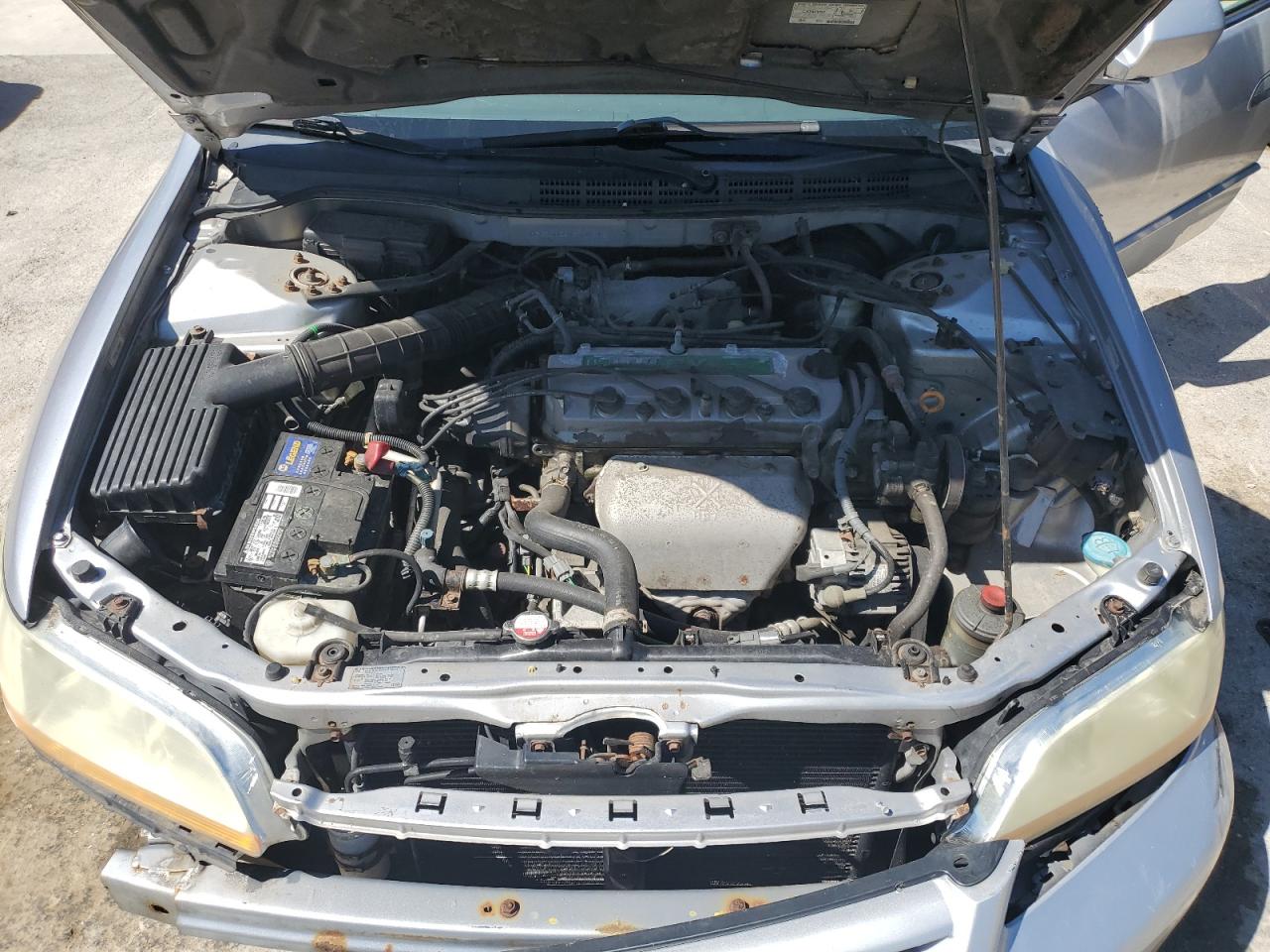 3HGCG66581G704346 2001 Honda Accord Lx