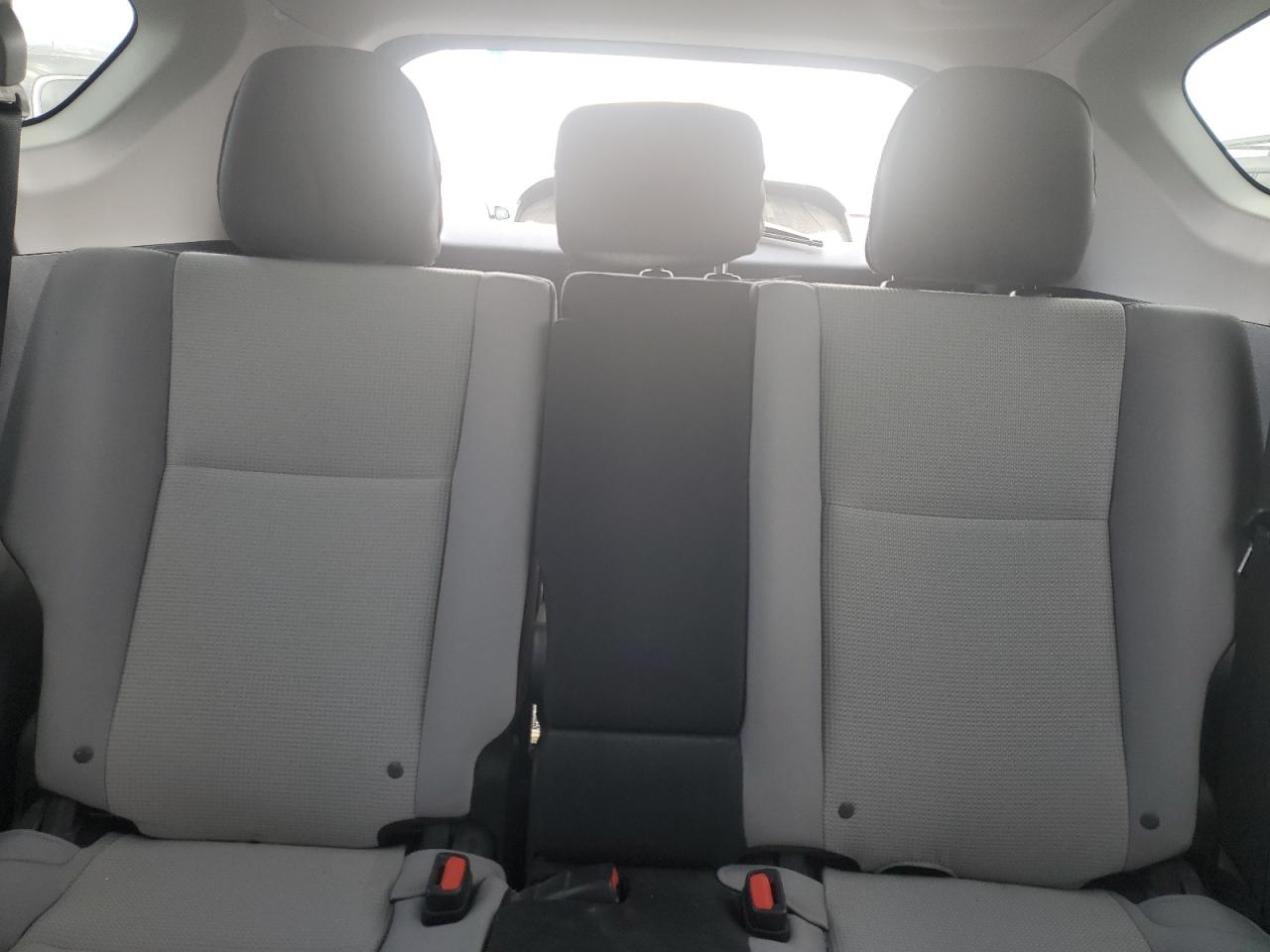 JTMRFREV1HJ714448 2017 Toyota Rav4 Xle