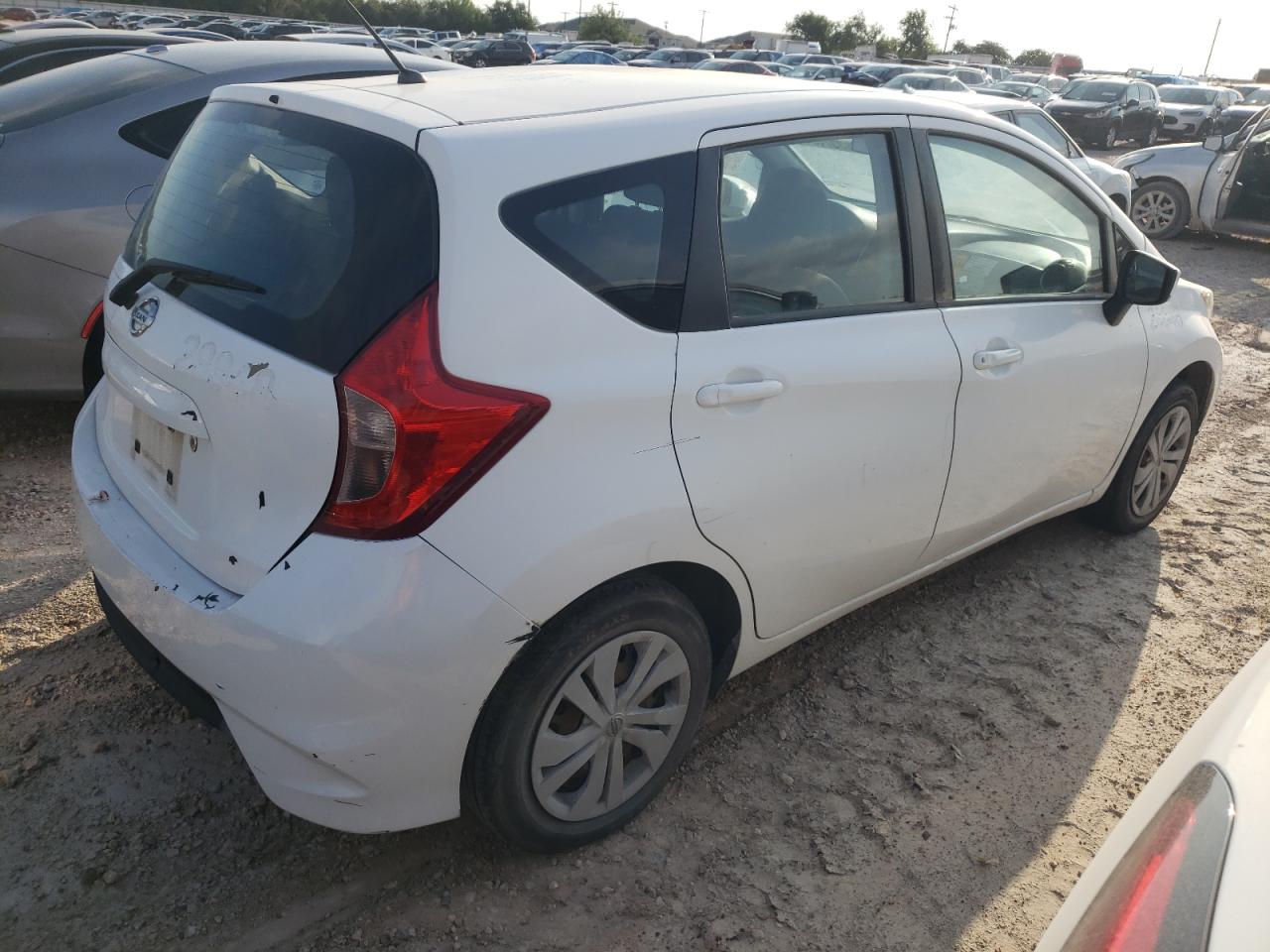 2019 Nissan Versa Note S vin: 3N1CE2CP8KL357552