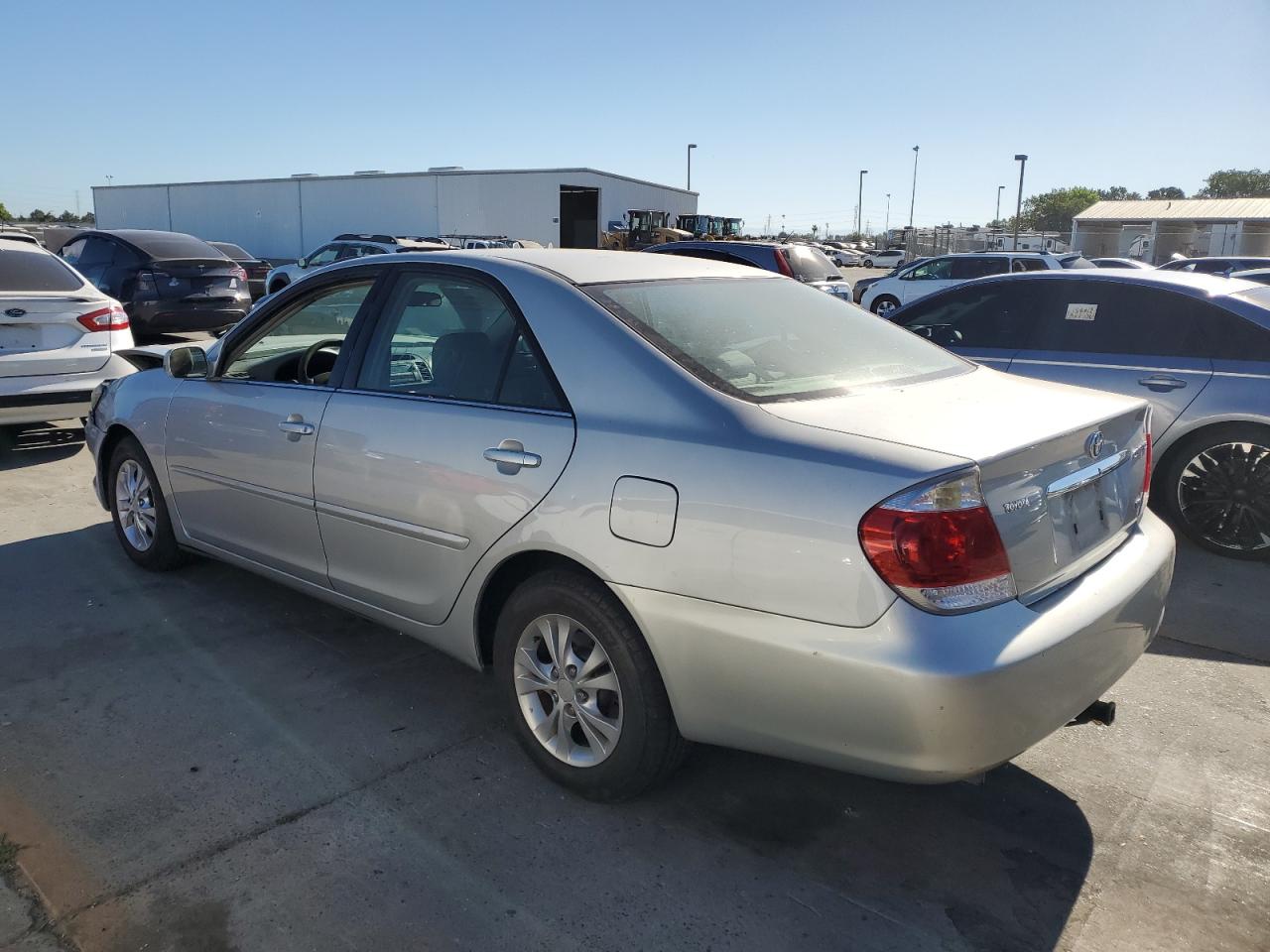 4T1BF30K15U098381 2005 Toyota Camry Le