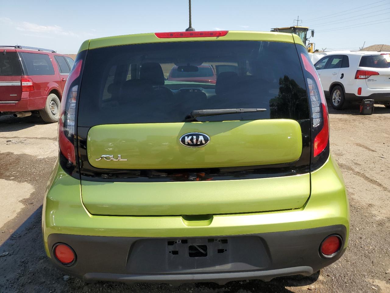 KNDJN2A26J7902226 2018 Kia Soul