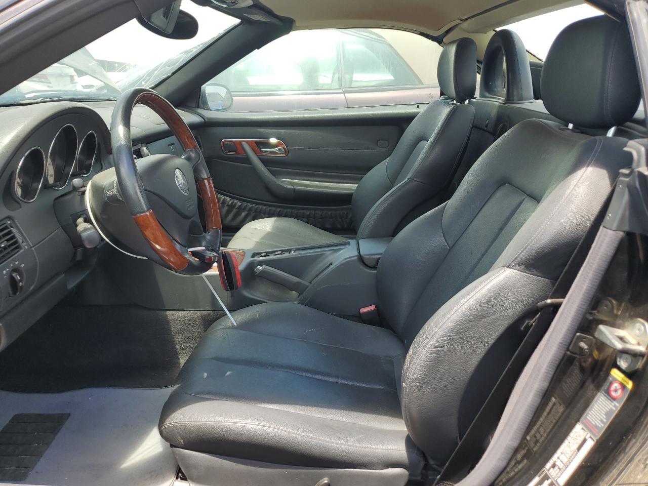 WDBKK65F72F266097 2002 Mercedes-Benz Slk 320