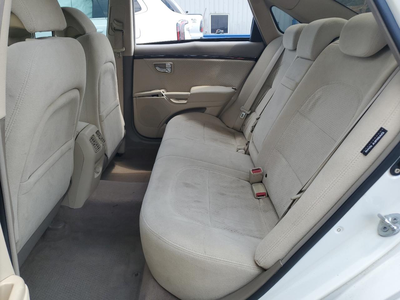 KMHFC4DD9BA536430 2011 Hyundai Azera Gls