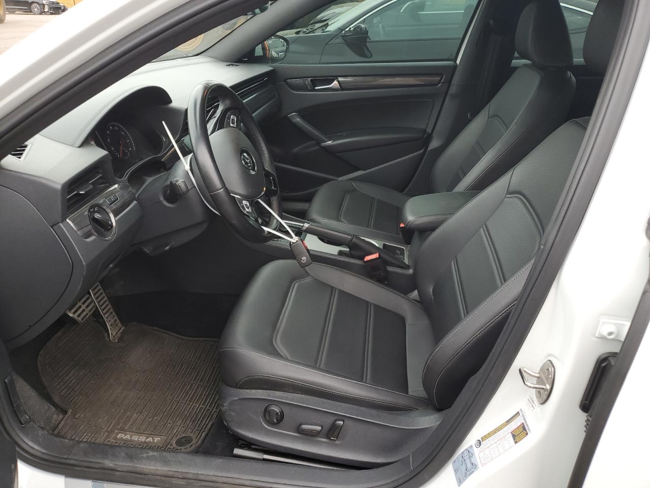 1VWMA7A38MC009479 2021 Volkswagen Passat R-Line