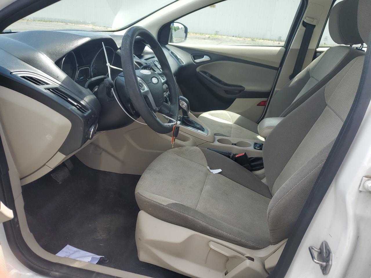 1FADP3F28DL173881 2013 Ford Focus Se